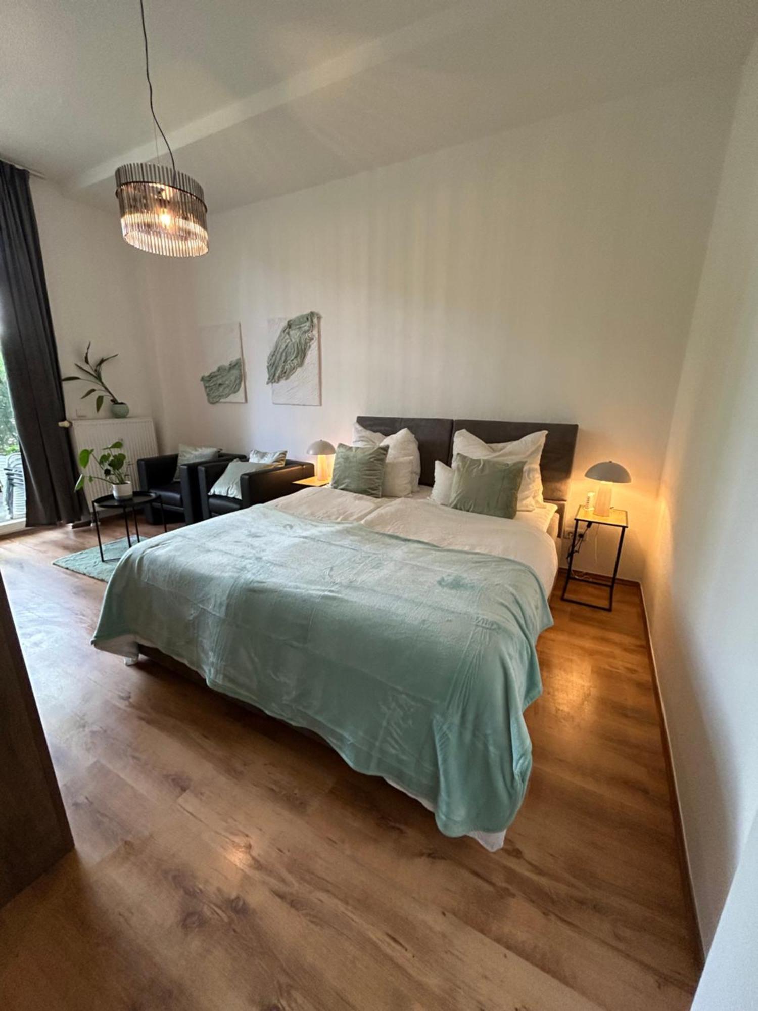 Mintara Komfort Apartment Mit Grill -Terrasse, Sky Und Parkplatz Magdeburg Bagian luar foto