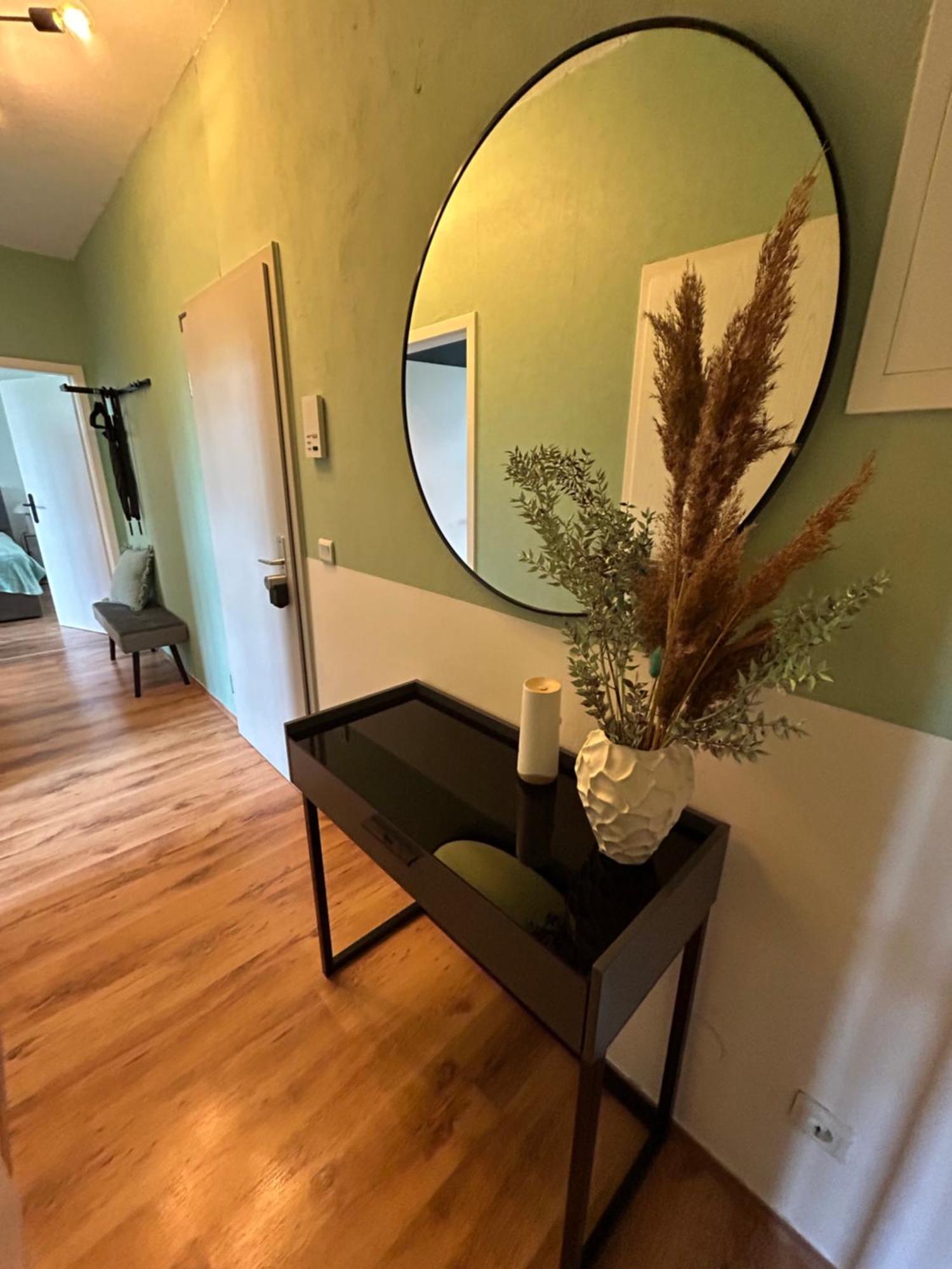 Mintara Komfort Apartment Mit Grill -Terrasse, Sky Und Parkplatz Magdeburg Bagian luar foto